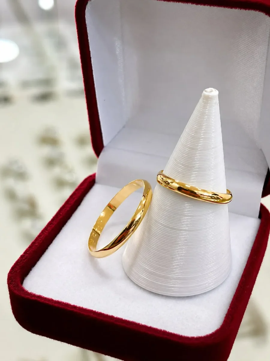 Alianzas media caña 4 gramos el par ORO 18K (precio por unidad) Alianzas media caña 4 gramos el par ORO 18K (precio por unidad)