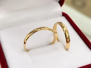 Alianzas media caña 3 gramos el par ORO 18K (precio por unidad) Alianzas media caña 3 gramos el par ORO 18K (precio por unidad)