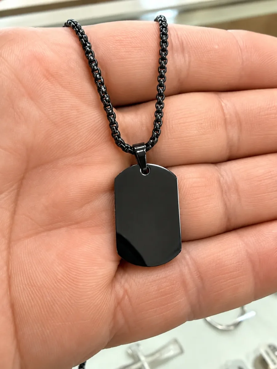 Chapa Negra de Acero con Cadena 60 cm – Grabado Personalizado Chapa Negra de Acero con Cadena 60 cm – Grabado Personalizado - Imagen 4